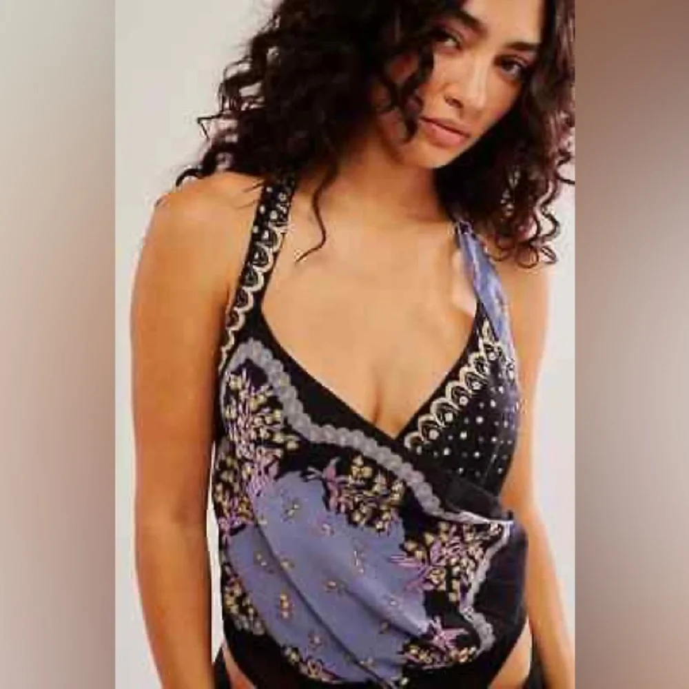 Free People Intimately Sweet Thing Bodysuit sz M - Picture 2 of 9